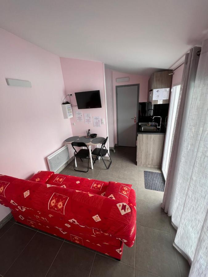 Chambres D'Hotes Chez Florence Montmerle-sur-Saone Экстерьер фото